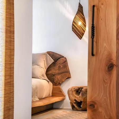 Ayama Hideaway Private Fira (Santorini)